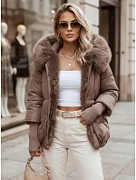 Dámska zimná bunda s kožušinou a kapucňou v farbe taupe, FashionStreet TY5888 Dámska zimná bunda s kožušinou a kapucňou v farbe taupe, FashionStreet TY5888