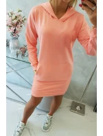 Marhuľové šaty s kapucňou