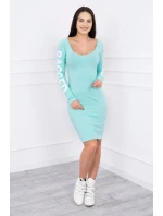 Otrhané mätové šaty