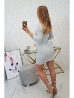 Šaty s gombíkovým výstrihom svetlo šedej Šaty s gombíkovým výstrihom svetlo šedej