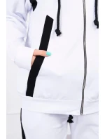 Pruhovaná športová súprava biela