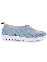 Dámske kožené ažurové modré poltopánky Vinceza 93220