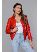 Krátka červená dámska bunda s ozdobným lemovaním (B8030-4) Krátka červená dámska bunda s ozdobným lemovaním (B8030-4)