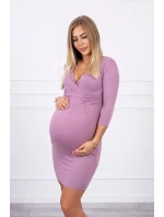 Priliehavé šaty s prestrihom pod prsiami tmavo ružové