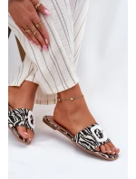 Płaskie Klapki Damskie Z Ozdobną Klamrą Zebra Clariola