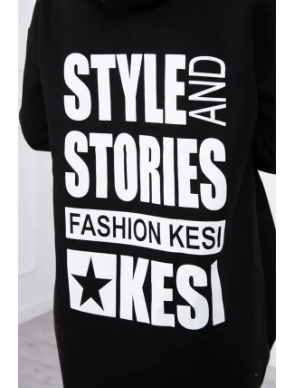 Zateplená mikina s dlhým chrbtom a kapucňou čierna