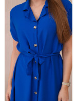 Viskózové šaty so zaväzovaním v páse v chrpovo modrej farbe