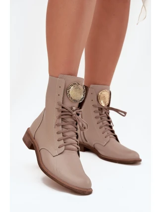 Dámske kožené členkové topánky na plochom podpätku so zlatými detailmi Zazoo 3084 beige Dámske kožené členkové topánky na plochom podpätku so zlatými detailmi Zazoo 3084 beige