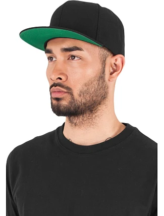 Flexfit 6089M 6-panelová čiapka typu snapback 55.6089 čierna Flexfit 6089M 6-panelová čiapka typu snapback 55.6089 čierna