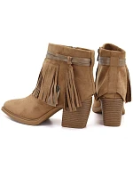 Dámske kovbojské členkové topánky so strapcami, zateplené, farba camel, M. Daszyński Dámske kovbojské členkové topánky so strapcami, zateplené, farba camel, M. Daszyński