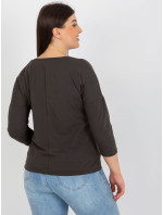 Khaki dámska blúzka vo veľkej veľkosti s potlačou a kamienkami