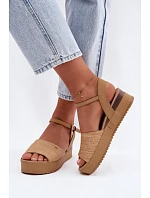 Dámske sandále na platforme Wrangler 20261076.38F dark beige