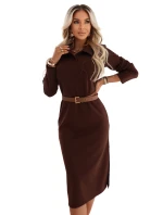 649-1 Elegantné midi šaty s golierom a bočným rozparkom - čokoládové