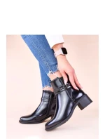 Topánky na podpätku model 222370 Solea Topánky na podpätku model 222370 Solea