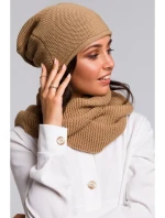 BK044 Čiapka s kapucňou - karamelová