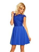 Dámske šaty v Chrpová farbe s čipkou model 5917654