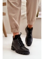 Nízke dámske členkové topánky zateplené z ekokože čierne Erisabelle Nízke dámske členkové topánky zateplené z ekokože čierne Erisabelle