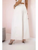 Široké nohavice s opaskom béžovej farby Široké nohavice s opaskom béžovej farby