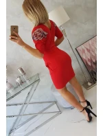 Šaty s krídlami na ramenách červené Šaty s krídlami na ramenách červené