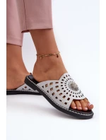 Błyszczące Klapki Damskie Na Płaskim Obcasie Z Ozdobą Srebrne Ebirena