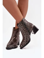 Skórzane Botki Damskie Na Klocku Ocieplane Panterka D&A CR52-622 Czarno-Złote