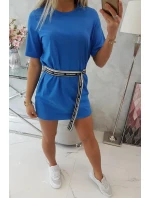 Šaty s ozdobným pruhom nevädzovo modrej farby Šaty s ozdobným pruhom nevädzovo modrej farby