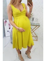 Šaty so širokými ramienkami