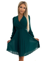 Plisované šifónové šaty s dlhými rukávmi a výstrihom Numoco ISABELLE - zelené