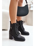 Ocieplane Botki Na Słupku Ze Złotym Detalem Czarne Ivarisse