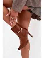 Topánky na podpätku model 217723 Krok vo veľkom štýle