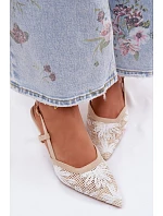 Sandály na podpatku s květinami Béžové Kelmira