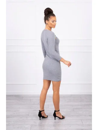 Šaty s ozdobnými gombíkmi šedej