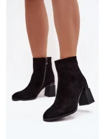 Botki Damskie Z Naturalnego Zamszu Na Słupku Ocieplane D&A CR52-718 Czarne