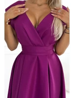 348-8 SCARLETT rozšírené šaty s obálkovým výstrihom a opaskom - FUSSION WITH BROKER