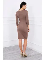 Priliehavé šaty s výrezom pod prsiami cappuccino Priliehavé šaty s výrezom pod prsiami cappuccino