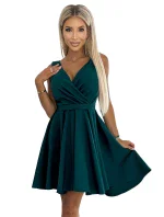 478-3 MAYA Šaty s dlhším zadným dielom, výstrihom a opaskom - BOTTLE GREEN 478-3 MAYA Šaty s dlhším zadným dielom, výstrihom a opaskom - BOTTLE GREEN