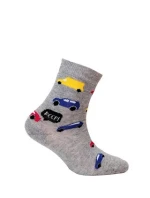 Chlapčenské vzorované ponožky Wola U24.P01;W24.P01 21-26 Chlapčenské vzorované ponožky Wola U24.P01;W24.P01 21-26