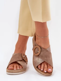 Klapki Damskie Na Koturnie Z Ozdobną Klamrą Inblu RV000012 Brązowe