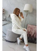 Izolovaná sada s ozdobným vreckom ecru