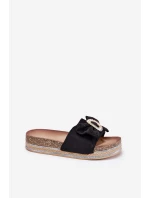 Klapki Damskie Na Platformie Z Kokardką I Ozdobną Broszką Czarne Lenela