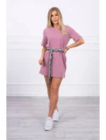 Šaty s ozdobným pásikom tmavo ružové Šaty s ozdobným pásikom tmavo ružové