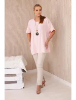 Nadrozmerná blúzka s príveskom púdrovo ružová