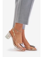 Sandále na podpätku model 215721 Vykročte štýlovo