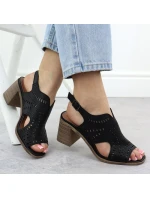 Dámske čierne sandále na podpätku Jezzi 24125