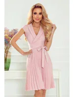 WENDY - Dámske plisované šaty v púdrovo ružovej farbe s preloženým obálkovým výstrihom 385-1