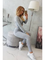 Súprava s riasením na blúzke šedej farby Súprava s riasením na blúzke šedej farby