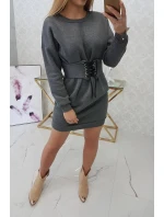 Zateplené šaty s ozdobným pásikom grafitové