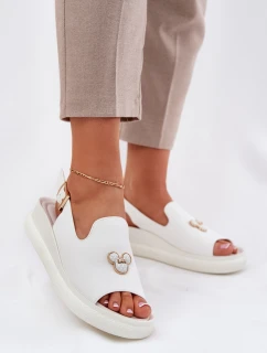 Skórzane Sandały Damskie Z Ozdobą Vinceza 66757 Białe