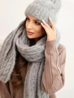 Dámska súprava čiapky a šálu s pruhmi a lemovaním sivá