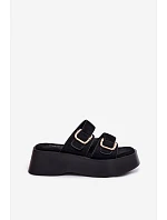 Dámske ponožky na platforme so zlatými prackami a imitáciou semišu Black Hazelia Dámske ponožky na platforme so zlatými prackami a imitáciou semišu Black Hazelia
